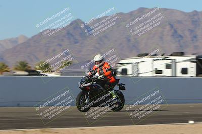 media/Nov-06-2023-Moto Forza (Mon) [[ce023d0744]]/4-Beginner Group/Session 4 (Finish Line Checker)/